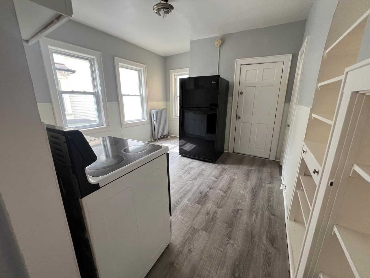 55 High St #2 - Photo 4 of 10