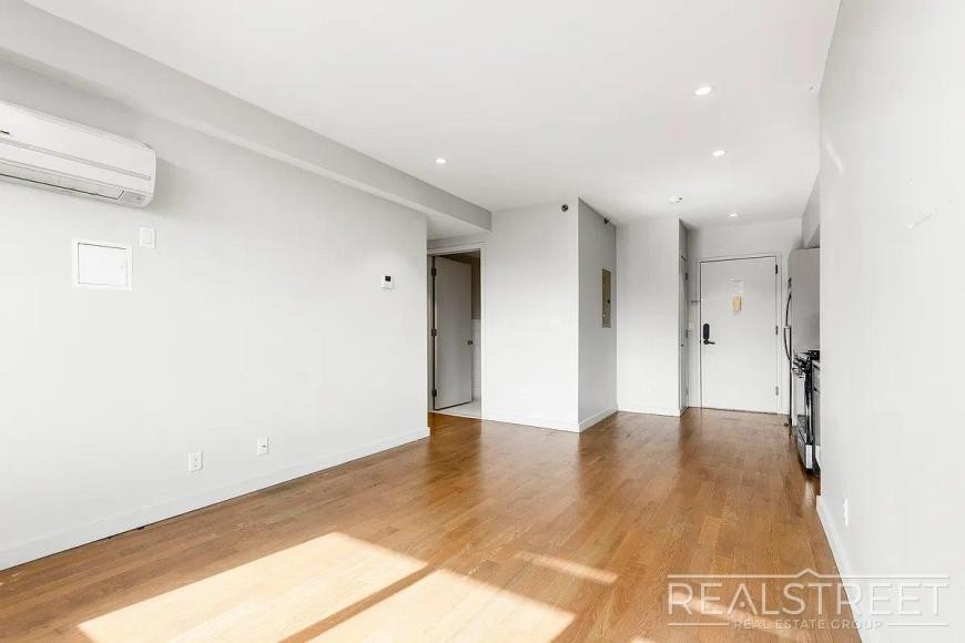 594 Bushwick Ave - Photo 2 of 10