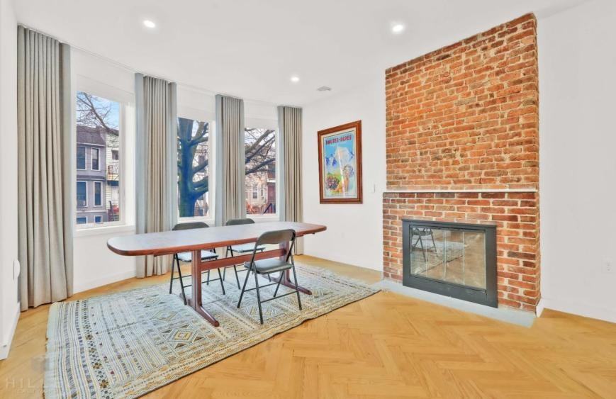 729 Chauncey St - Photo 5 of 10