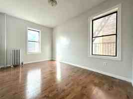 featured image of 10 Vermilyea Ave