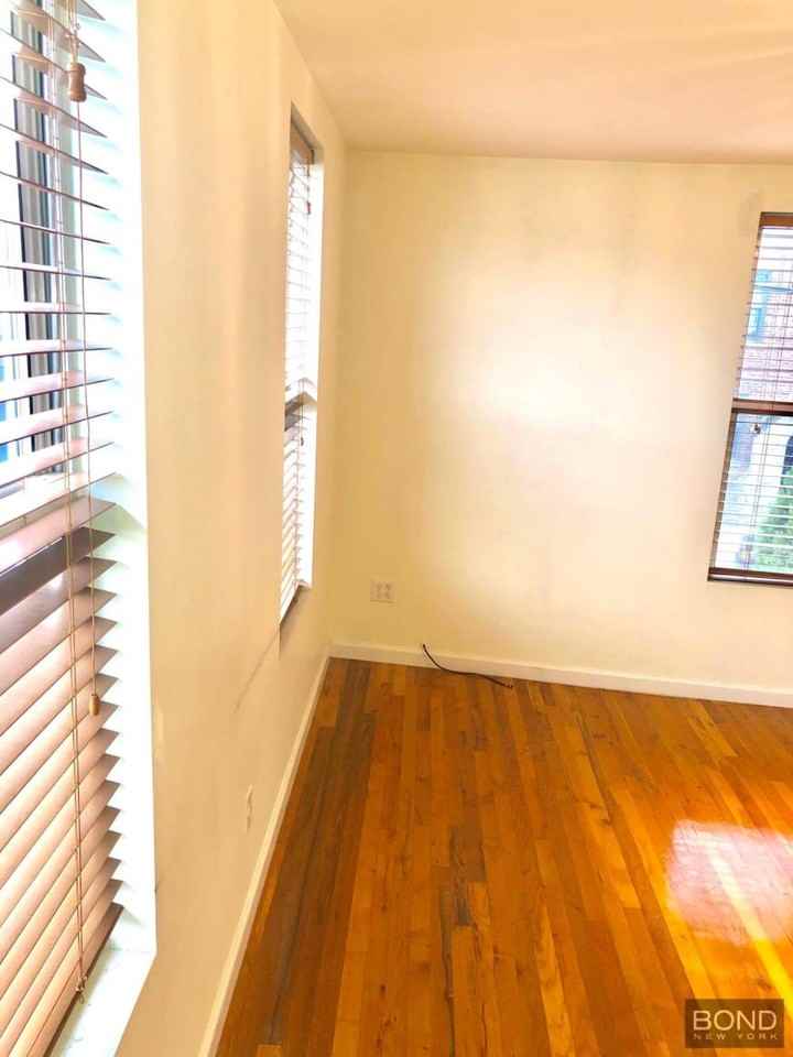 6640 60th Pl - Photo 3 of 10