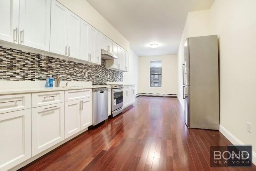 932 8th Ave - Photo 2 of 5