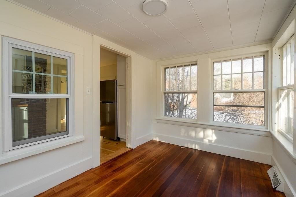 79 Brave Boat Harbor Rd - Photo 4 of 14