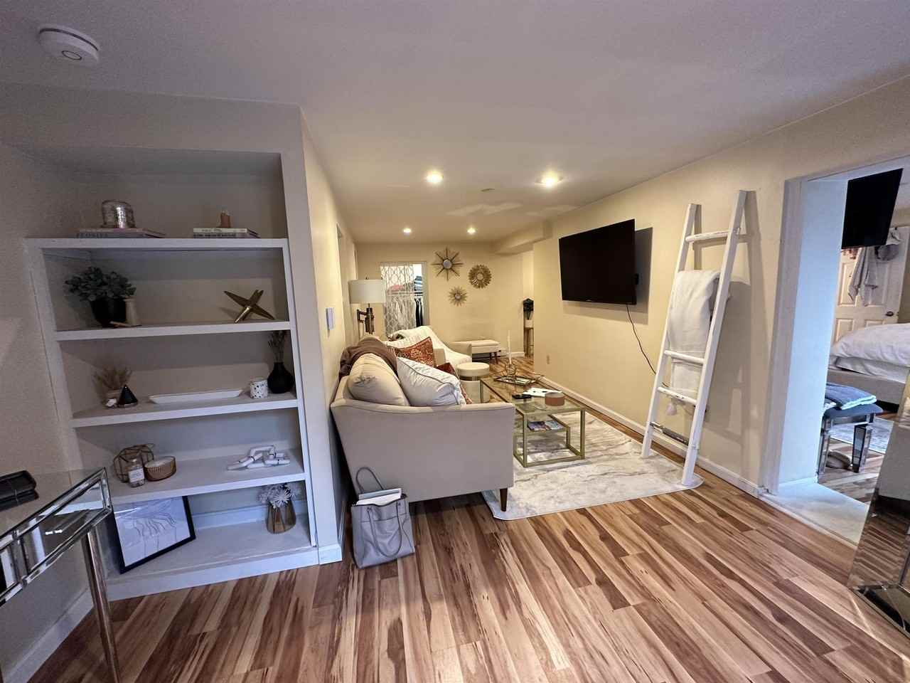 241 Middle St #11 - Photo 7 of 14