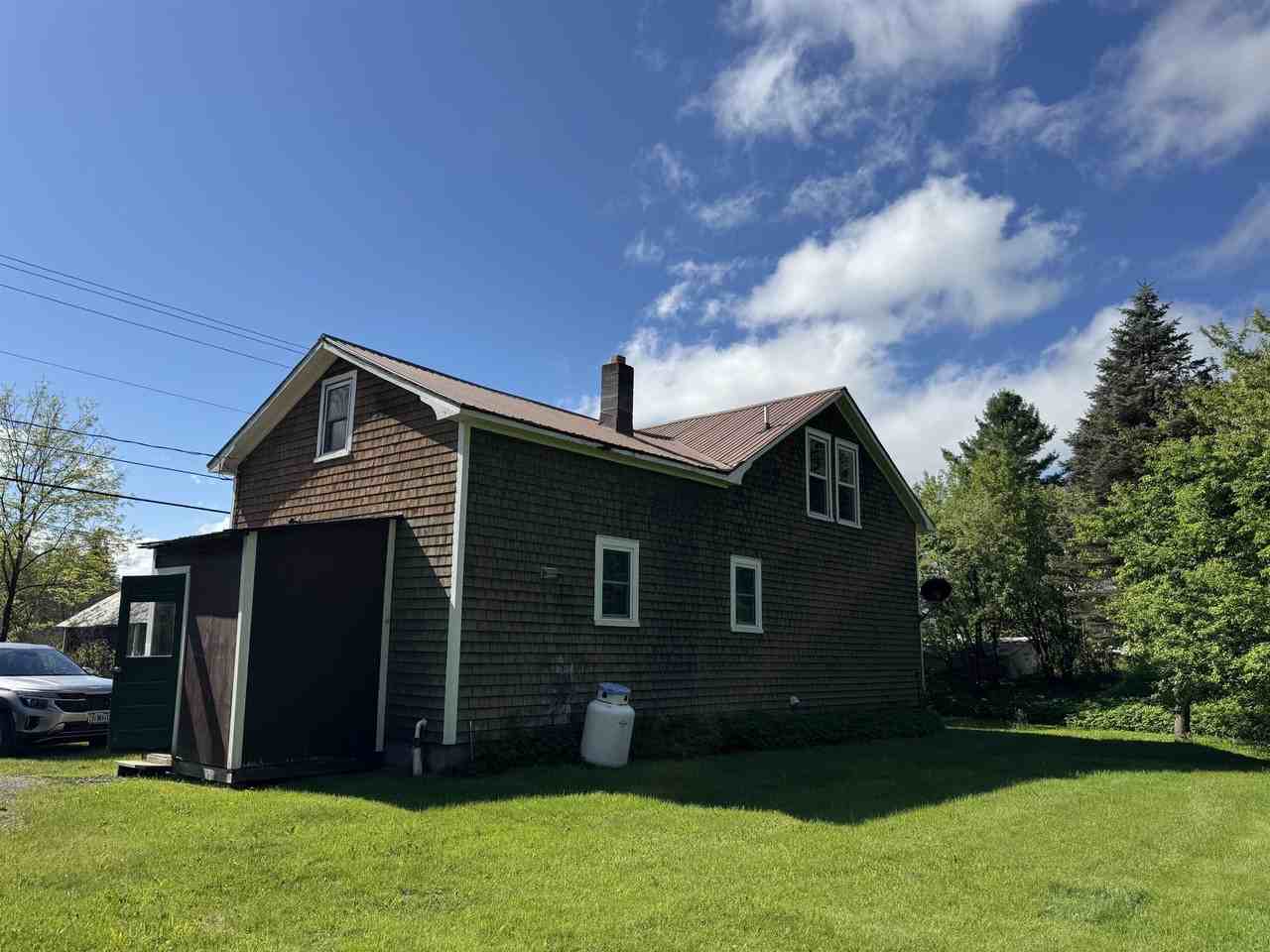 85 Creek Rd - Photo 4 of 19