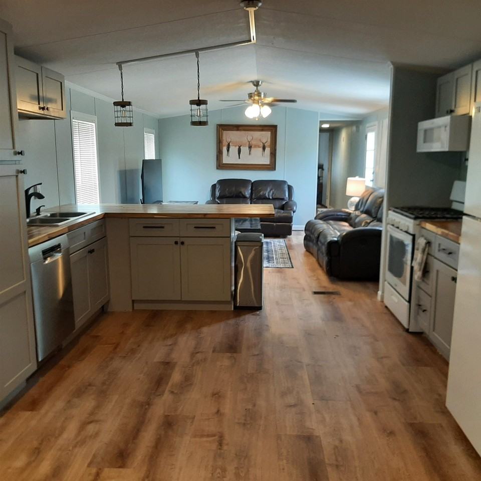 176 Indian Stream Rd - Photo 6 of 23