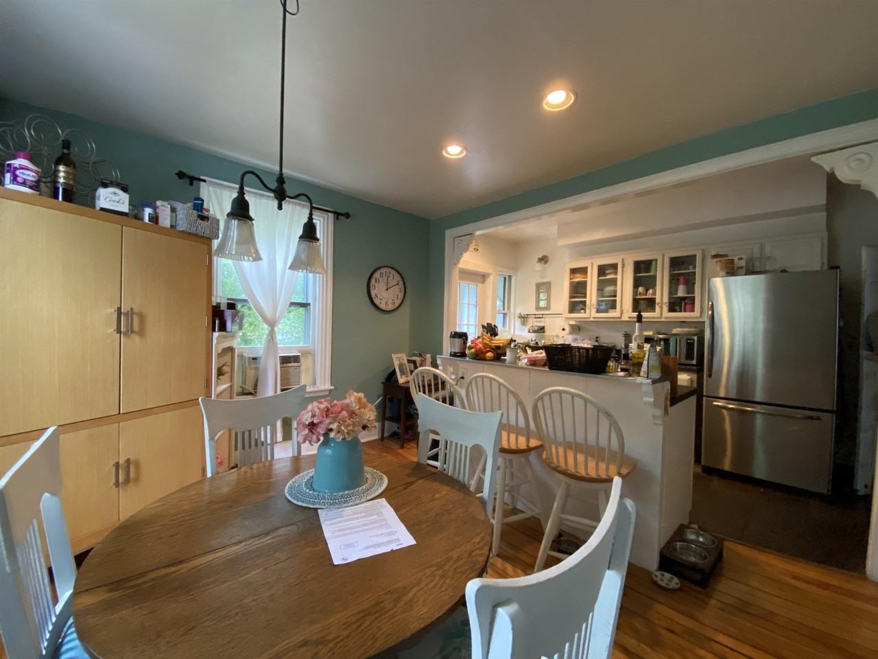 61 Manning St - Photo 4 of 17