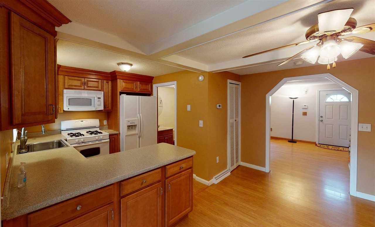 32 Sentry Way - Photo 5 of 30