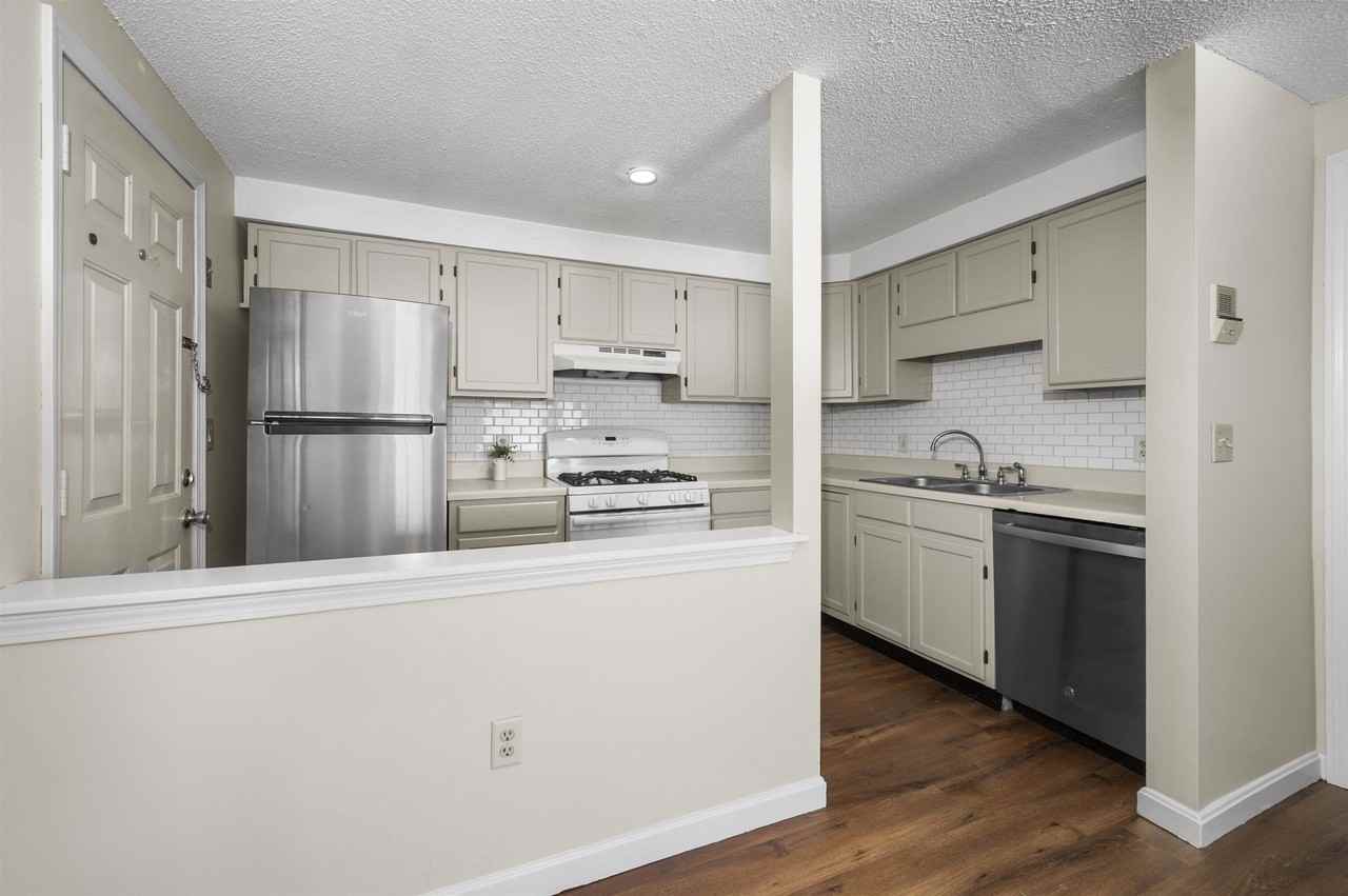 50 Brookside Dr #A7 - Photo 4 of 28