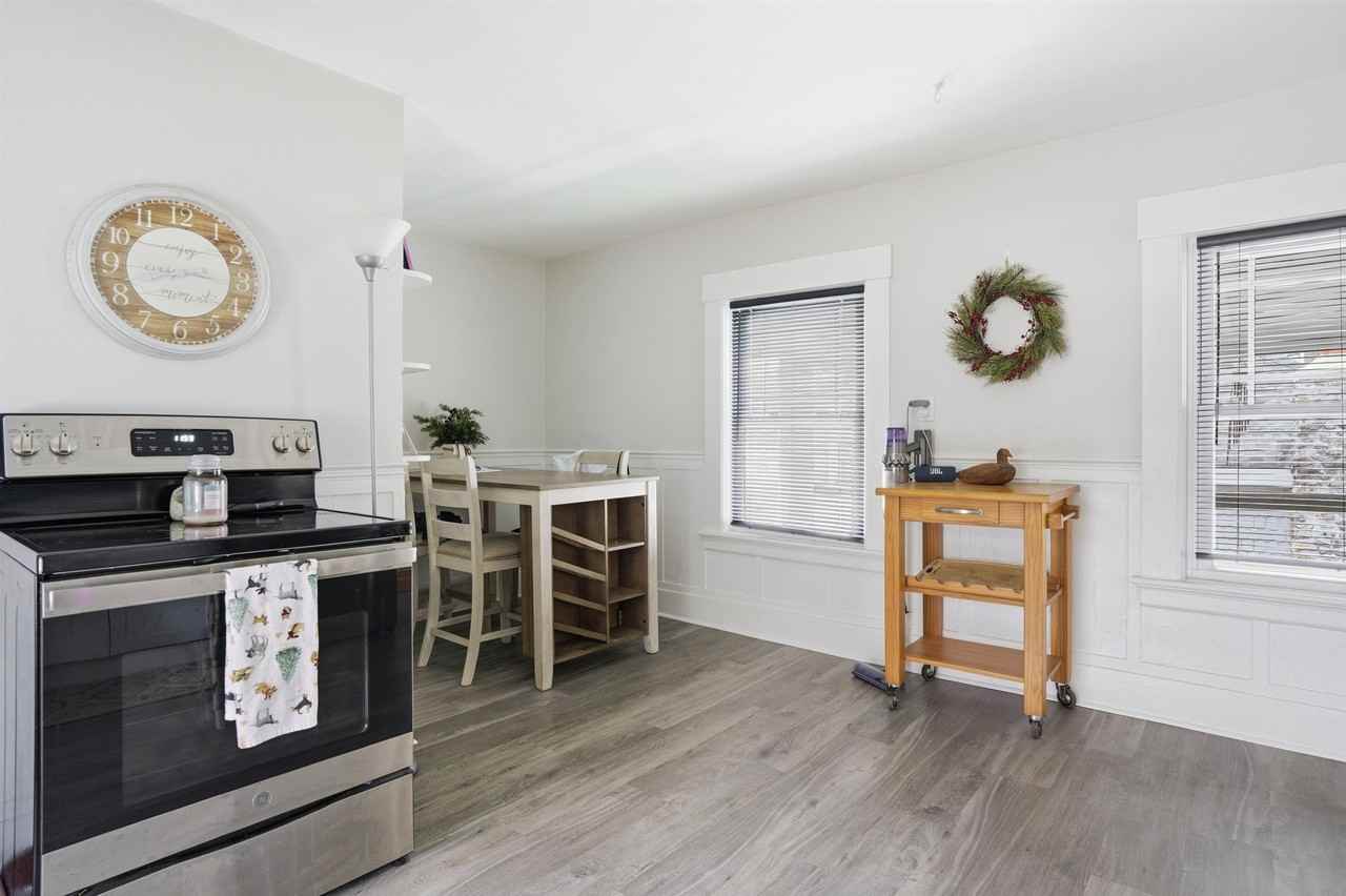 747 Union St #2 - Photo 3 of 23