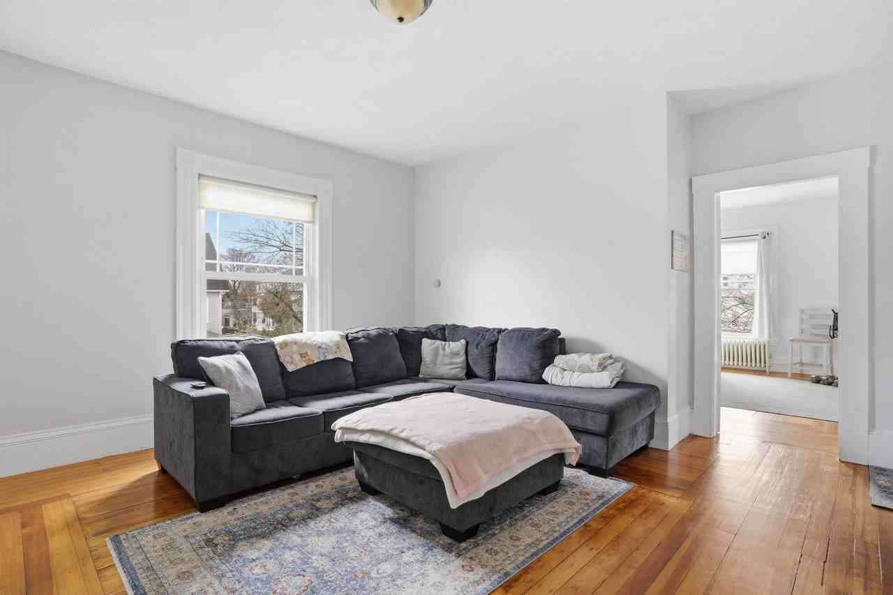 747 Union St #2 - Photo 6 of 23