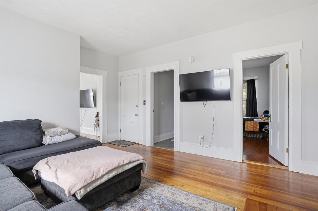 747 Union St #2 - Photo 7 of 23