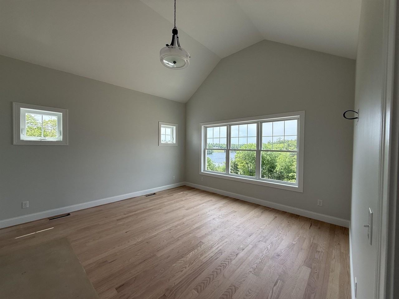8 Madison Ln - Photo 7 of 23
