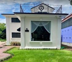 featured image of 2426 Louisiana Ave