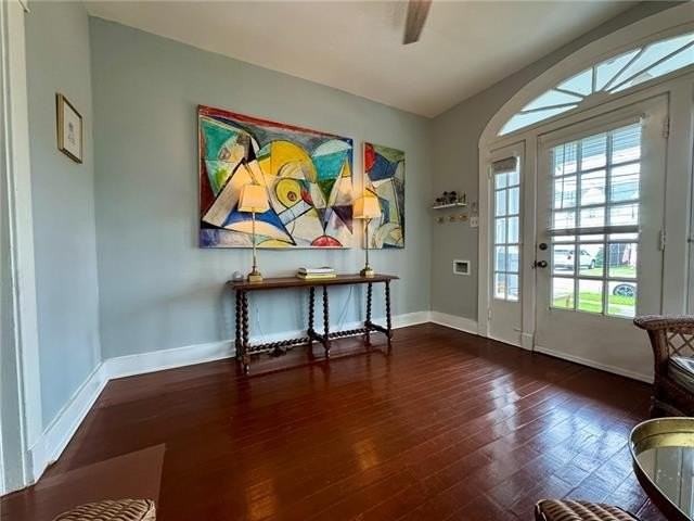 238 Orion Ave - Photo 4 of 15