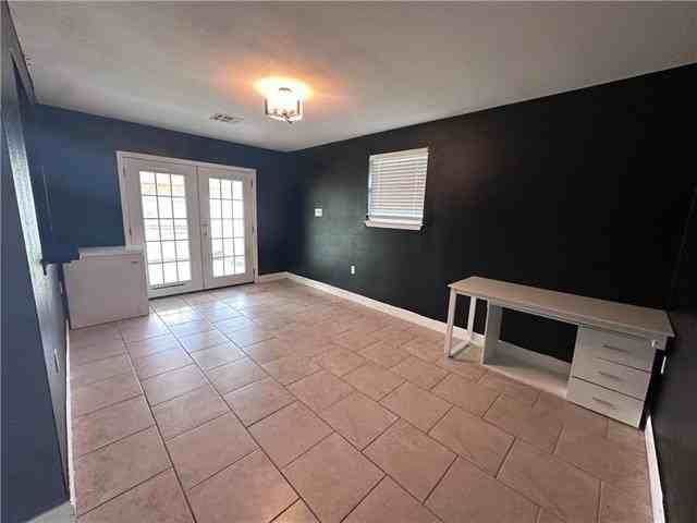 3629 Charles Dr - Photo 5 of 12