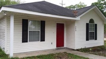 featured image of 205 2nd St