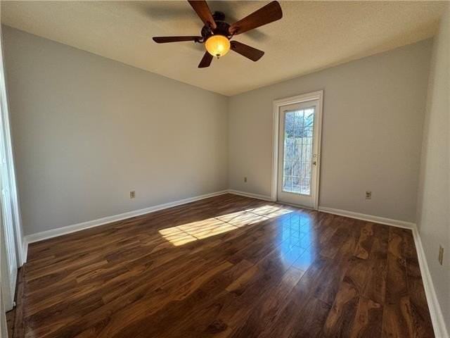 818 Moss St #101 - Photo 3 of 14