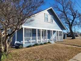 featured image of 1103 E Moore Ave #1