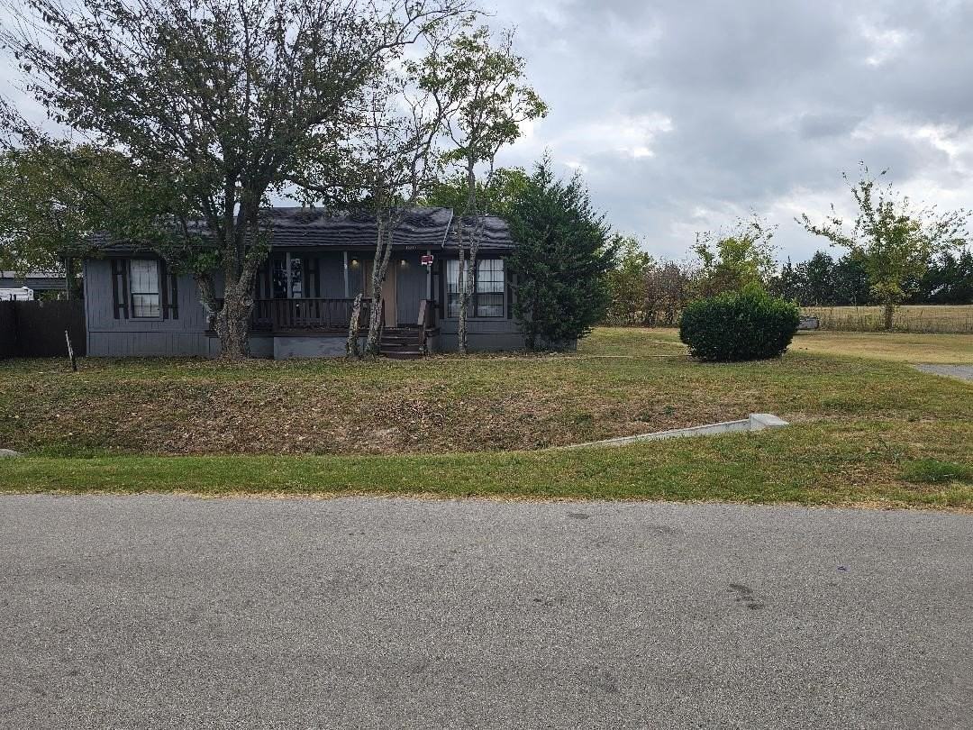 13022 State Highway 121 N - Photo 2 of 31