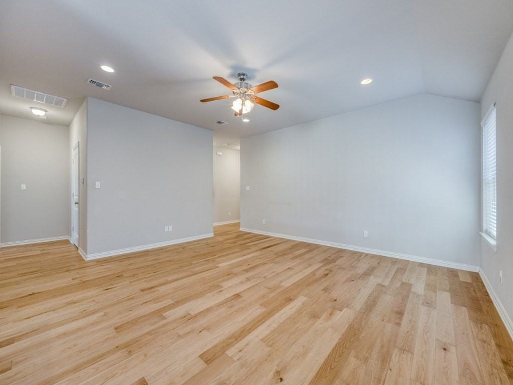 3715 Brookstone Dr - Photo 2 of 25