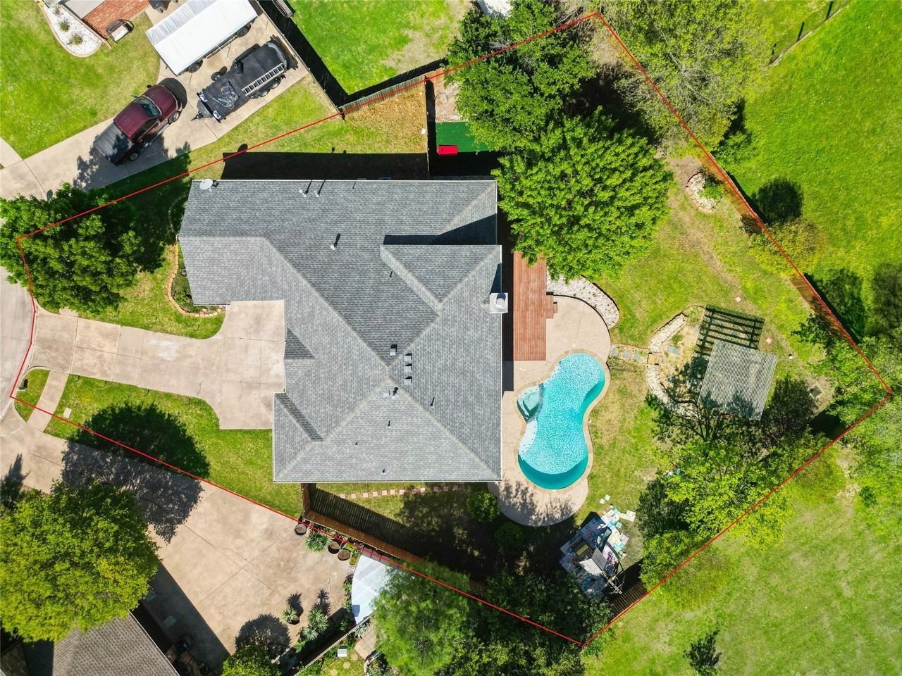 5615 Teal Ct - Photo 4 of 38