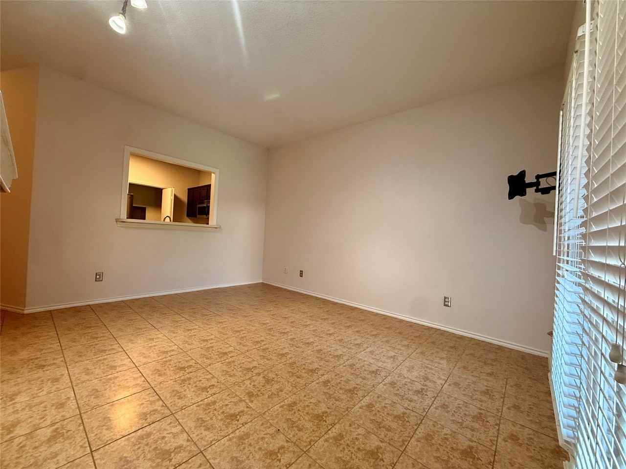 14277 Preston Rd #512 - Photo 2 of 8