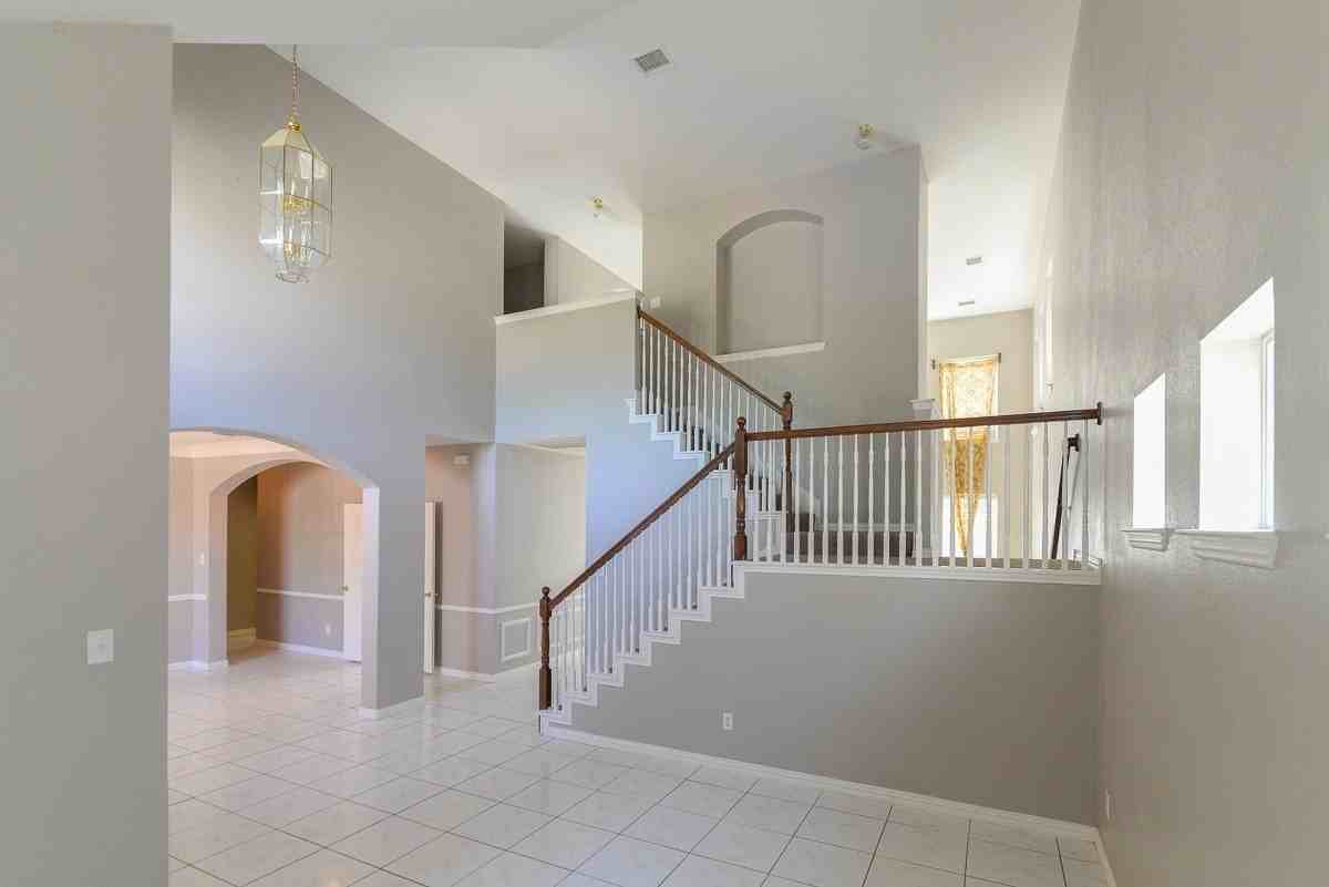 9605 Pinehurst Dr - Photo 7 of 36