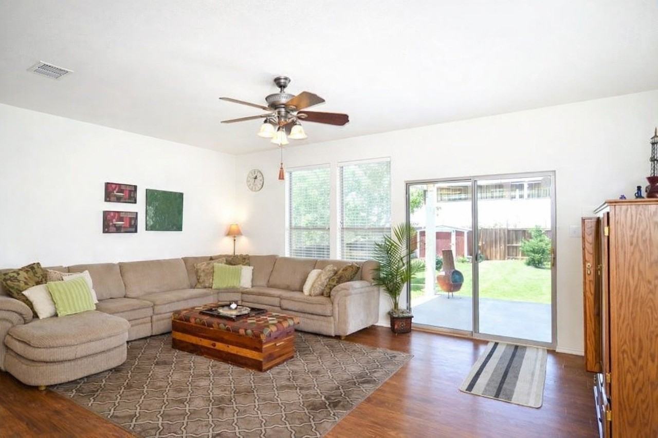 3528 Copper Ridge Dr - Photo 2 of 17