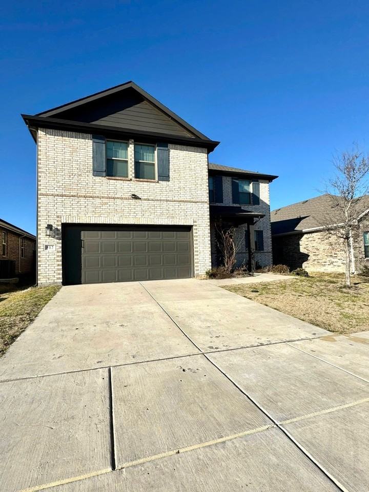 512 Virginia Way - Photo 3 of 30