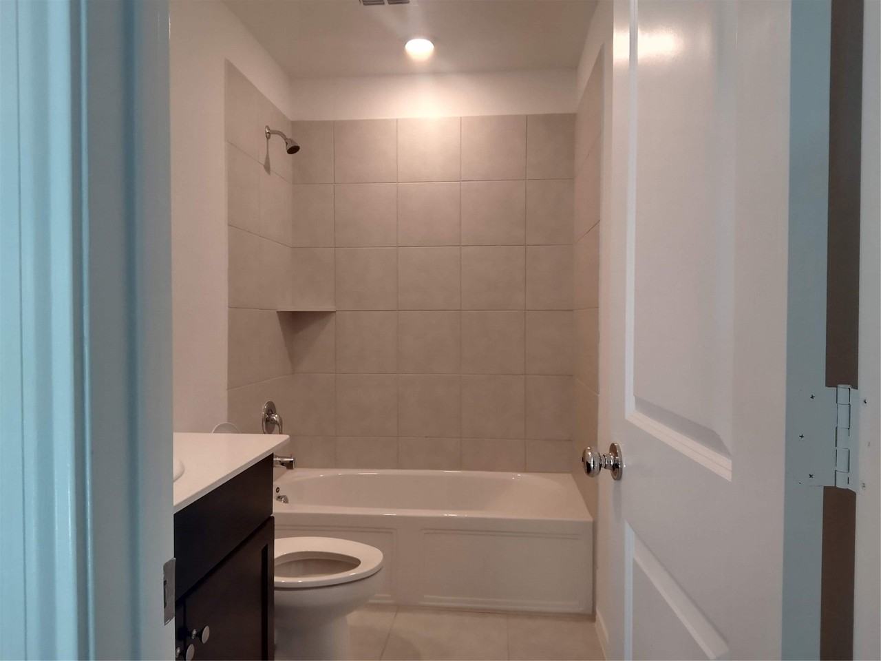 5724 Rockrose Ln - Photo 5 of 17