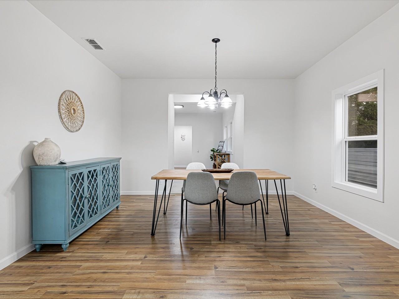 611 Cherry St - Photo 5 of 38