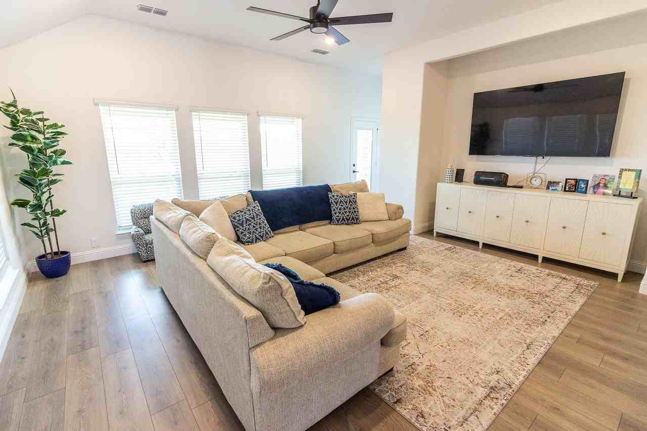3743 Brookgreen Ln - Photo 2 of 17
