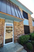 featured image of 921 Cedar Ter