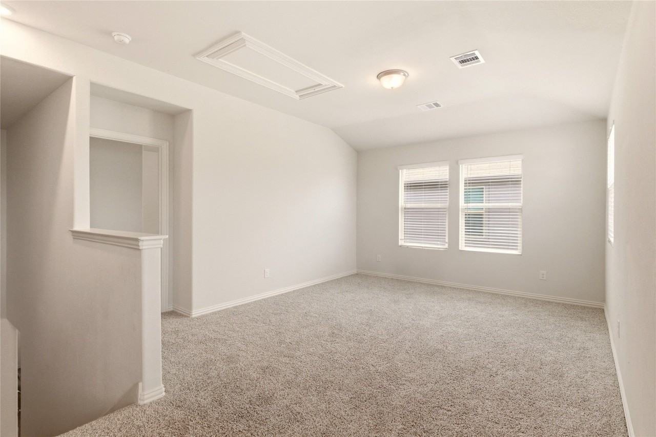 1212 Blue Ridge Pl - Photo 6 of 25
