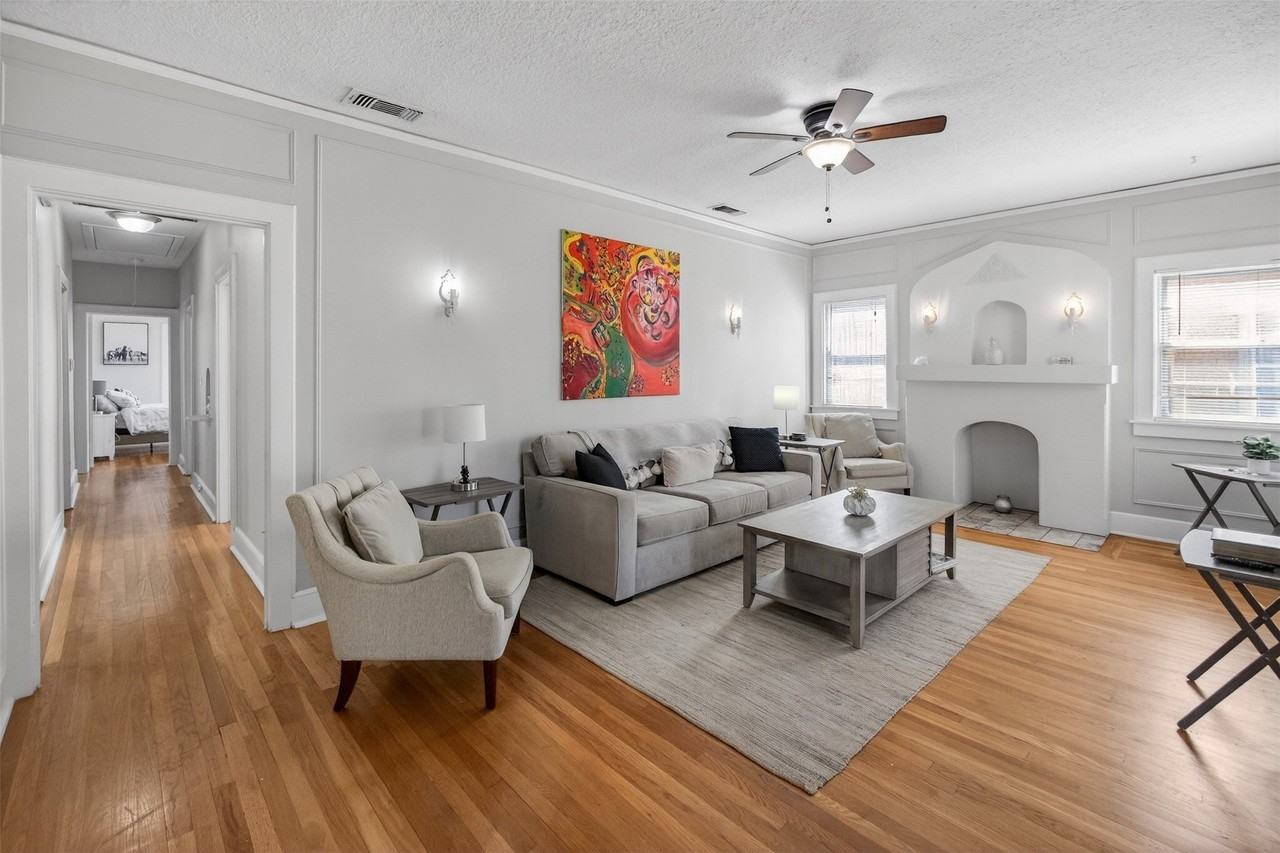 3315 Rogers Ave - Photo 6 of 40