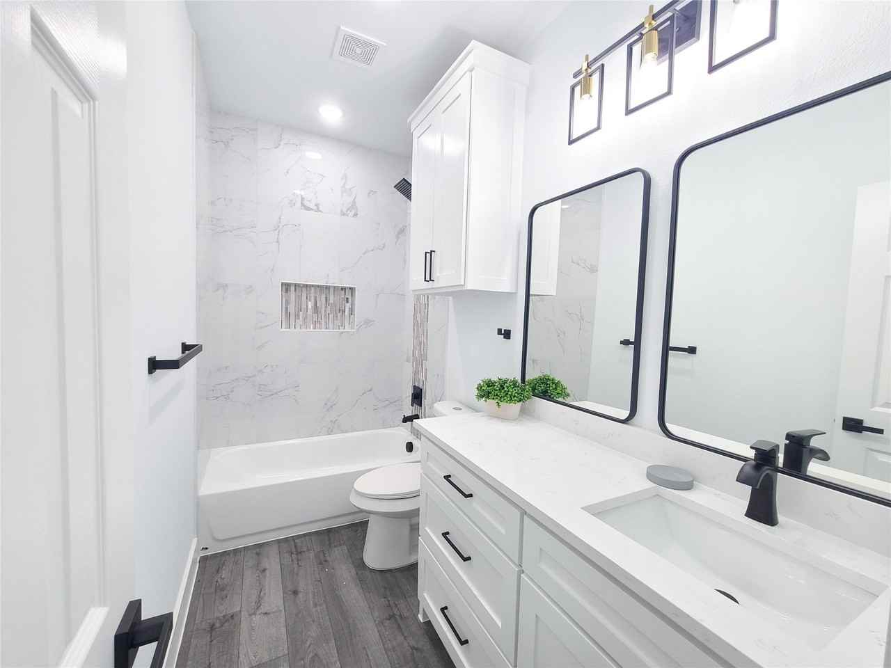 1903 King St - Photo 4 of 13