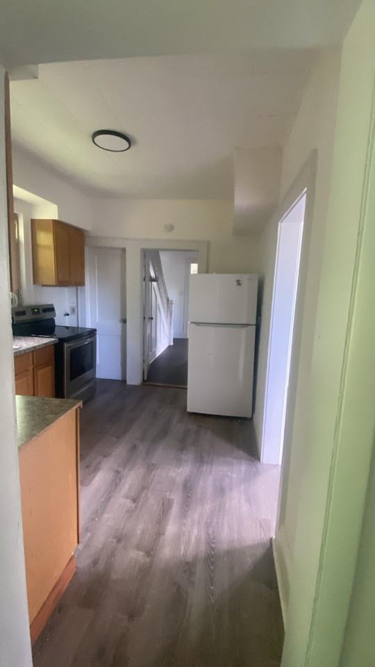 146 Pleasant Street Ext #1 - Photo 4 of 18