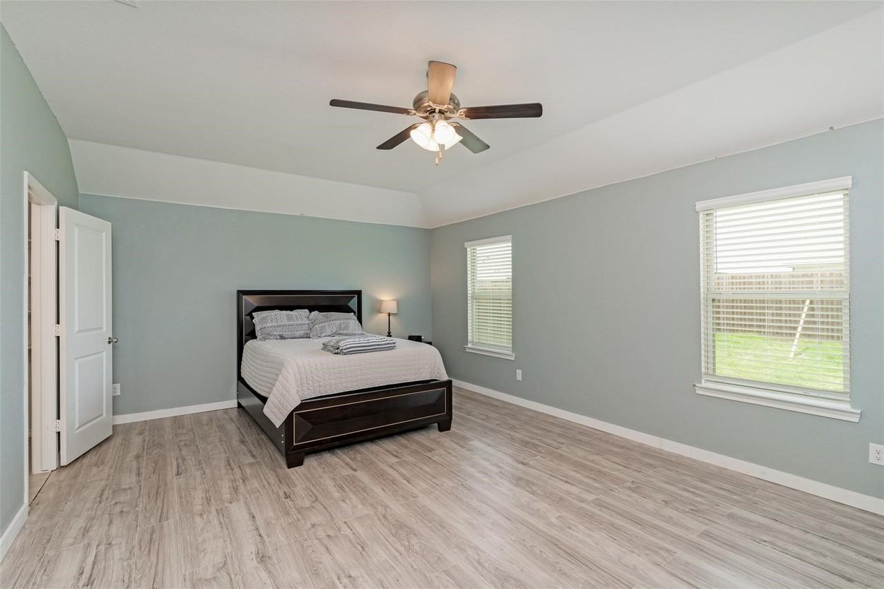 1004 Cotton Gin Ct - Photo 5 of 23