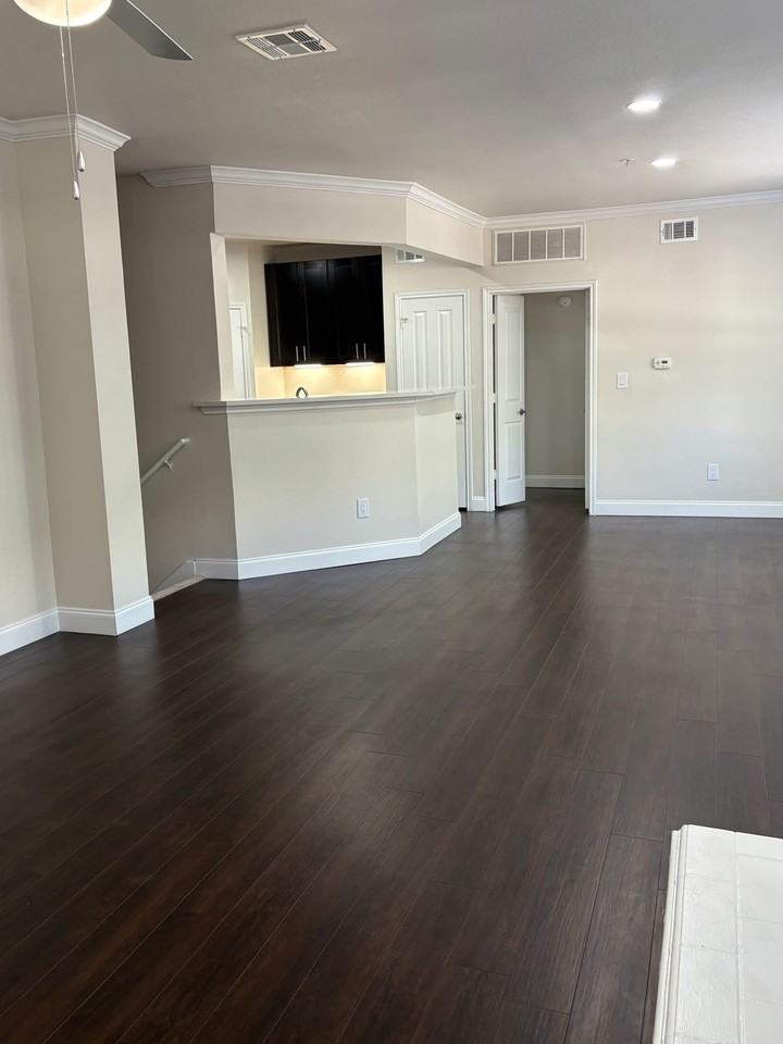 5445 Caruth Haven Ln #2314 - Photo 5 of 11