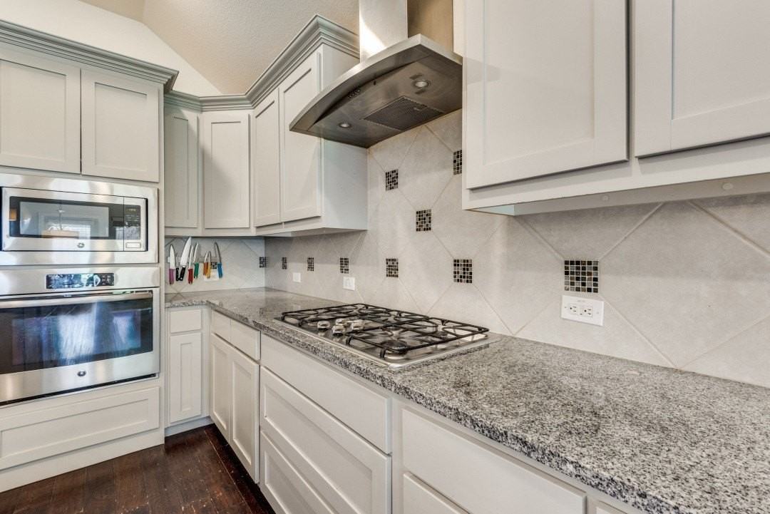 2364 Mare Rd - Photo 5 of 25