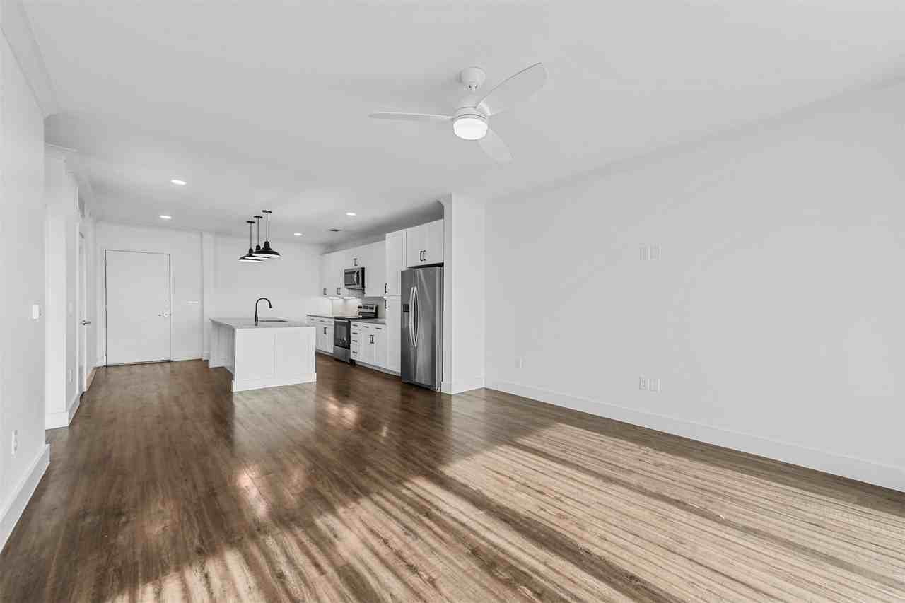 3517 Windhaven Pkwy #1507 - Photo 2 of 21