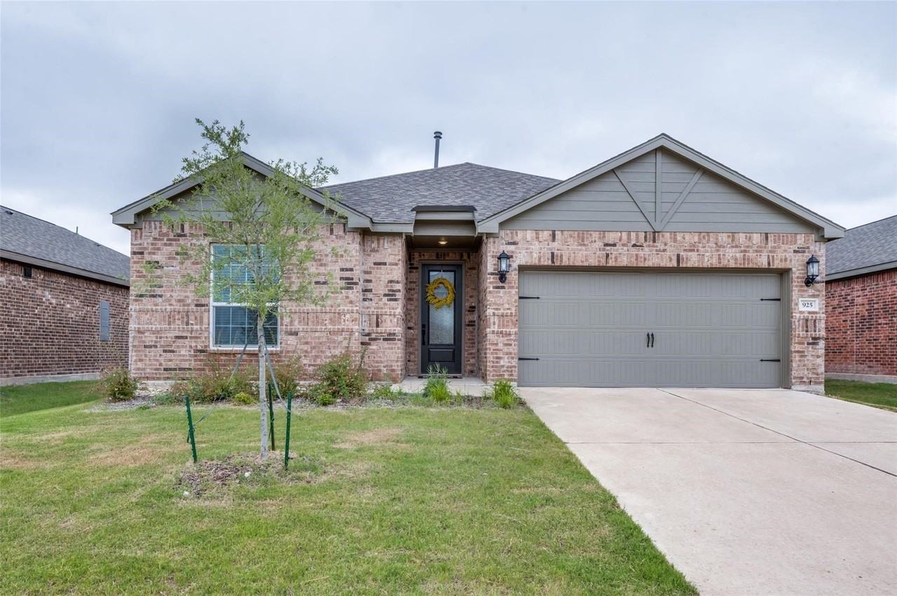 925 Emerson Dr