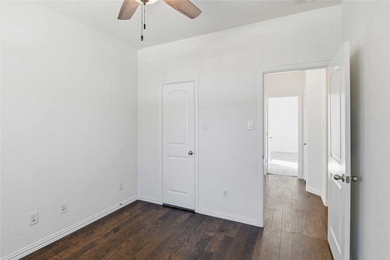1517 Habersham St - Photo 7 of 20