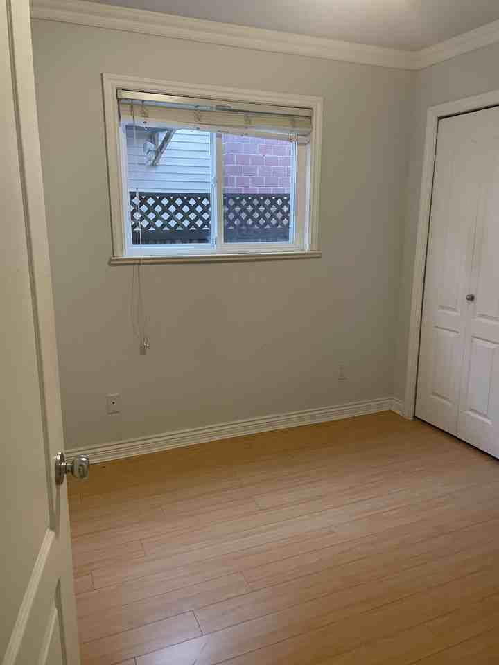 7441 Victoria Dr #1 - Photo 3 of 5
