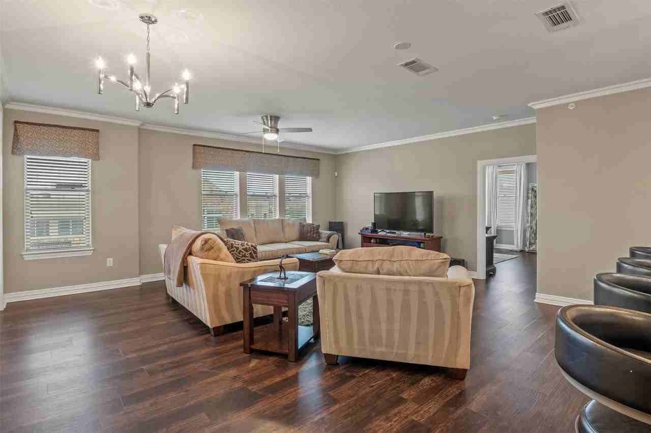 2500 King Arthur Blvd #309 - Photo 3 of 24