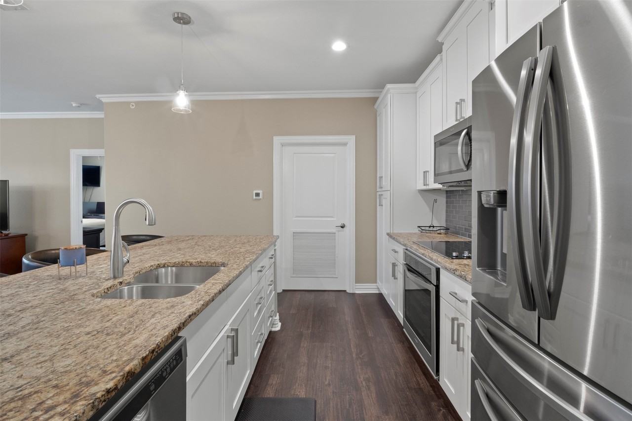 2500 King Arthur Blvd #309 - Photo 7 of 24