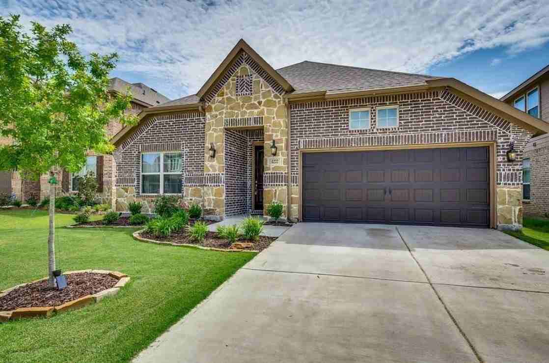 4222 Cherry Ln - Photo 3 of 24