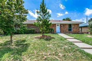 1580 College Pkwy - Photo 1 of 1