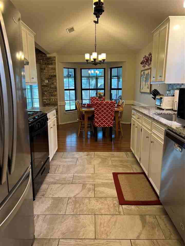 2902 Rex Allen Dr - Photo 7 of 23
